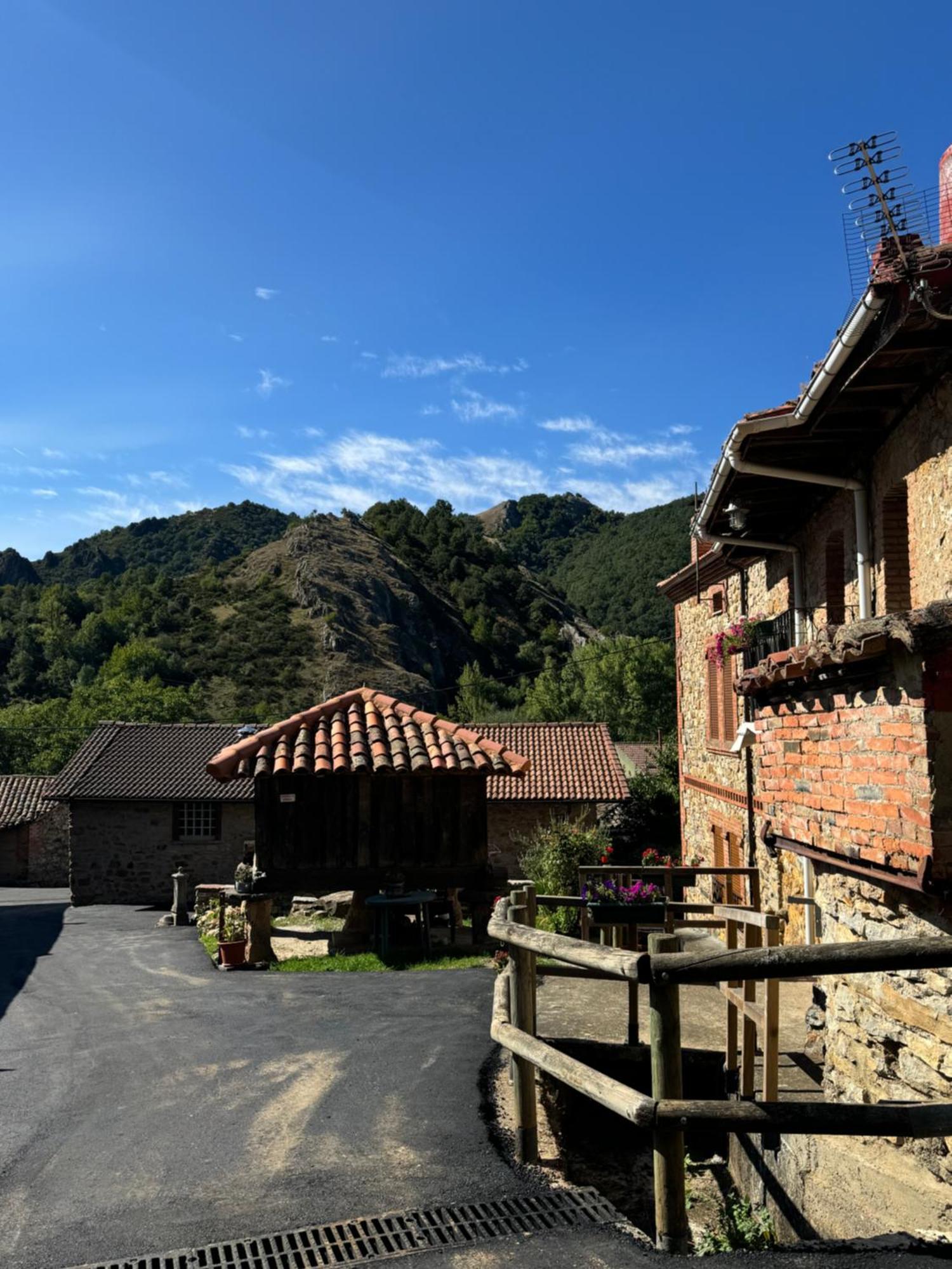 El Hotel De Verdiago Kültér fotó